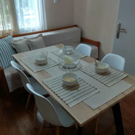 Holiday home Skiron House *