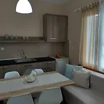 Skiron House Tatil Evi *